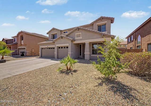 Photo 3 of Sale Pending at 3119 W Pleasant Ln, Phoenix, AZ 85041 | MLS# 7062167 | Listing updated on 2026-10-03