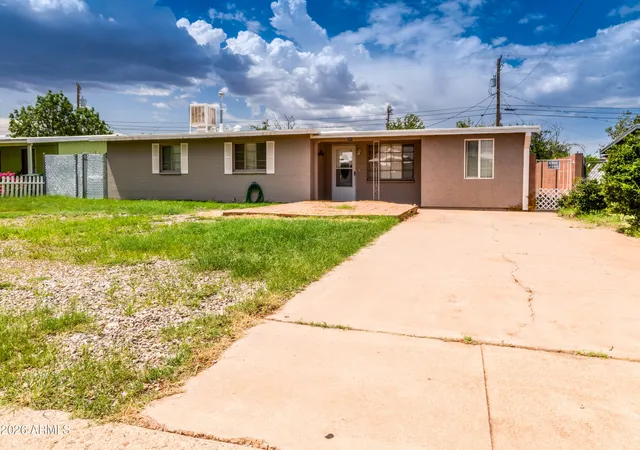 1st image of 301 Whitton St, Sierra Vista, AZ 85635 | MLS# 7061998