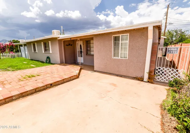 2nd image of 301 Whitton St, Sierra Vista, AZ 85635 | MLS# 7061998
