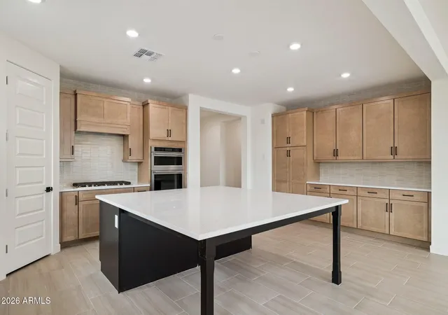 Photo 1 of Sale Pending at 2726 E Agave Knoll Rd, Phoenix, AZ 85024 | MLS# 7061996 | Listing updated on 2026-08-30
