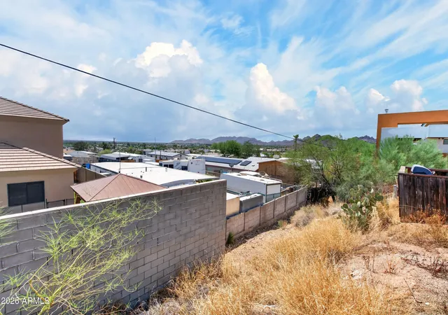 3rd image of 13029 N 18Th Pl, Phoenix, AZ 85022 | MLS# 7062626