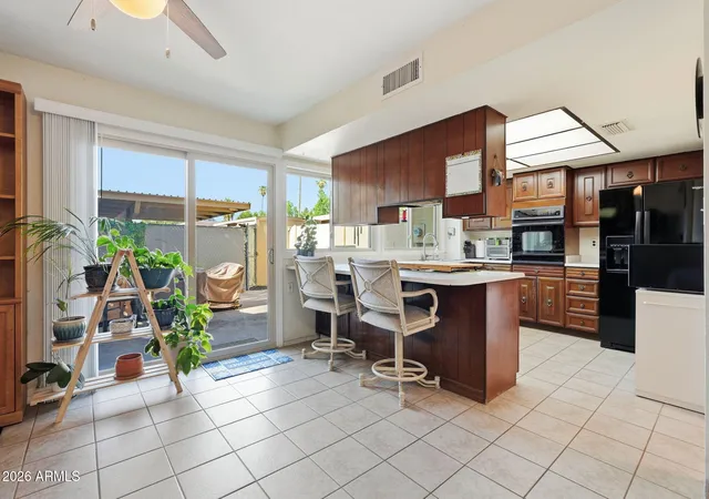 Photo 4 of Townhouse for sale at 1407 E Malibu Dr, Tempe, AZ 85282 | MLS# 7062110 | Listing updated on 2026-08-27