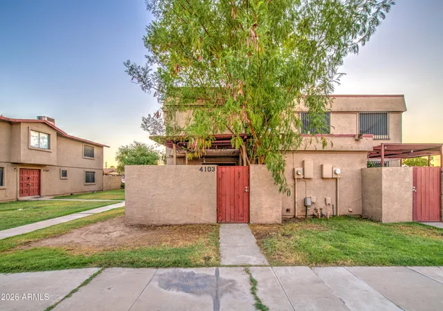 Photo 2 of Townhouse for sale at 4103 W Wonderview Rd, Phoenix, AZ 85019 | MLS# 7062297 | Listing updated on 2026-08-11