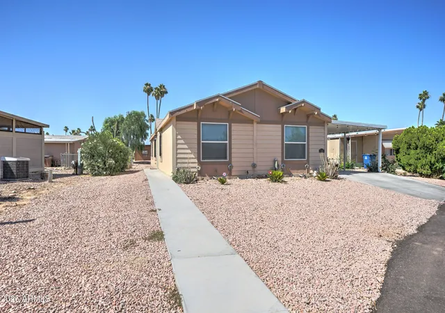 Photo 3 of Manufactured home for sale at 6722 W Taylor St #294, Phoenix, AZ 85043 | MLS# 7064803 | Listing updated on 2026-09-10