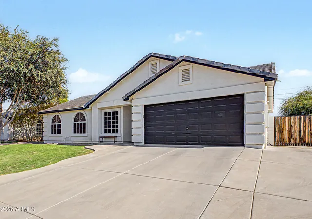 Photo 3 of Single family home for sale at 3749 E Thornton Ave, Gilbert, AZ 85297 | MLS# 7062476 | Listing updated on 2026-10-08