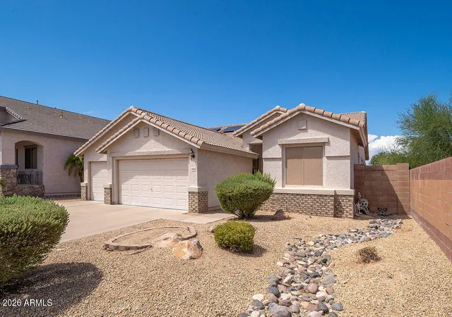 Photo 2 of Single family home for sale at 16746 W Tonbridge St, Surprise, AZ 85374 | MLS# 7070268 | Listing updated on 2026-09-17