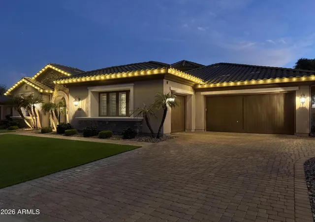 3rd image of 305 W Grand Canyon Dr, Chandler, AZ 85248 | MLS# 7062352