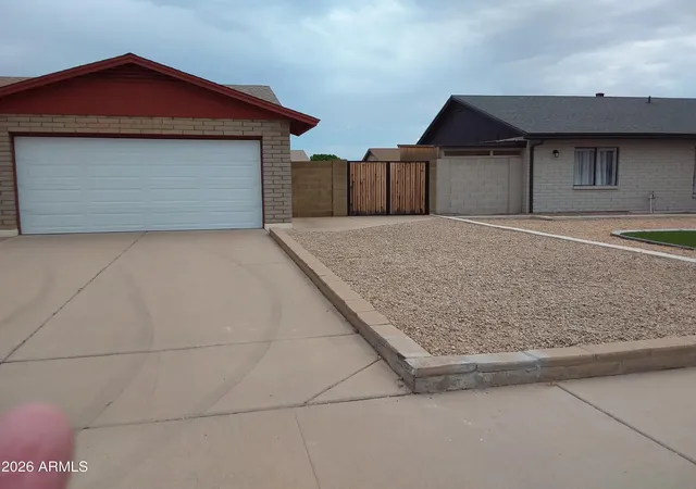 Photo 2 of Single family home for sale at 7413 W Corrine Dr, Peoria, AZ 85381 | MLS# 7063027 | Listing updated on 2026-09-09