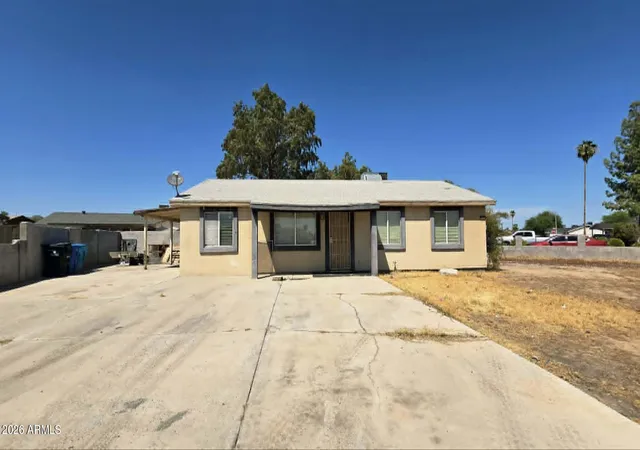 Photo 3 of Single family home for sale at 8220 W Meadowbrook Ave, Phoenix, AZ 85033 | MLS# 7062256 | Listing updated on 2026-09-29
