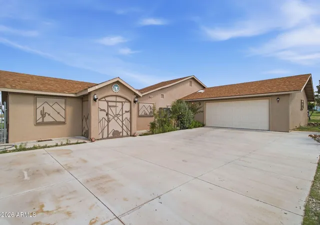 Photo 3 of Sale Pending at 7461 S Baggett Pl, Hereford, AZ 85615 | MLS# 7062233 | Listing updated on 2026-09-02