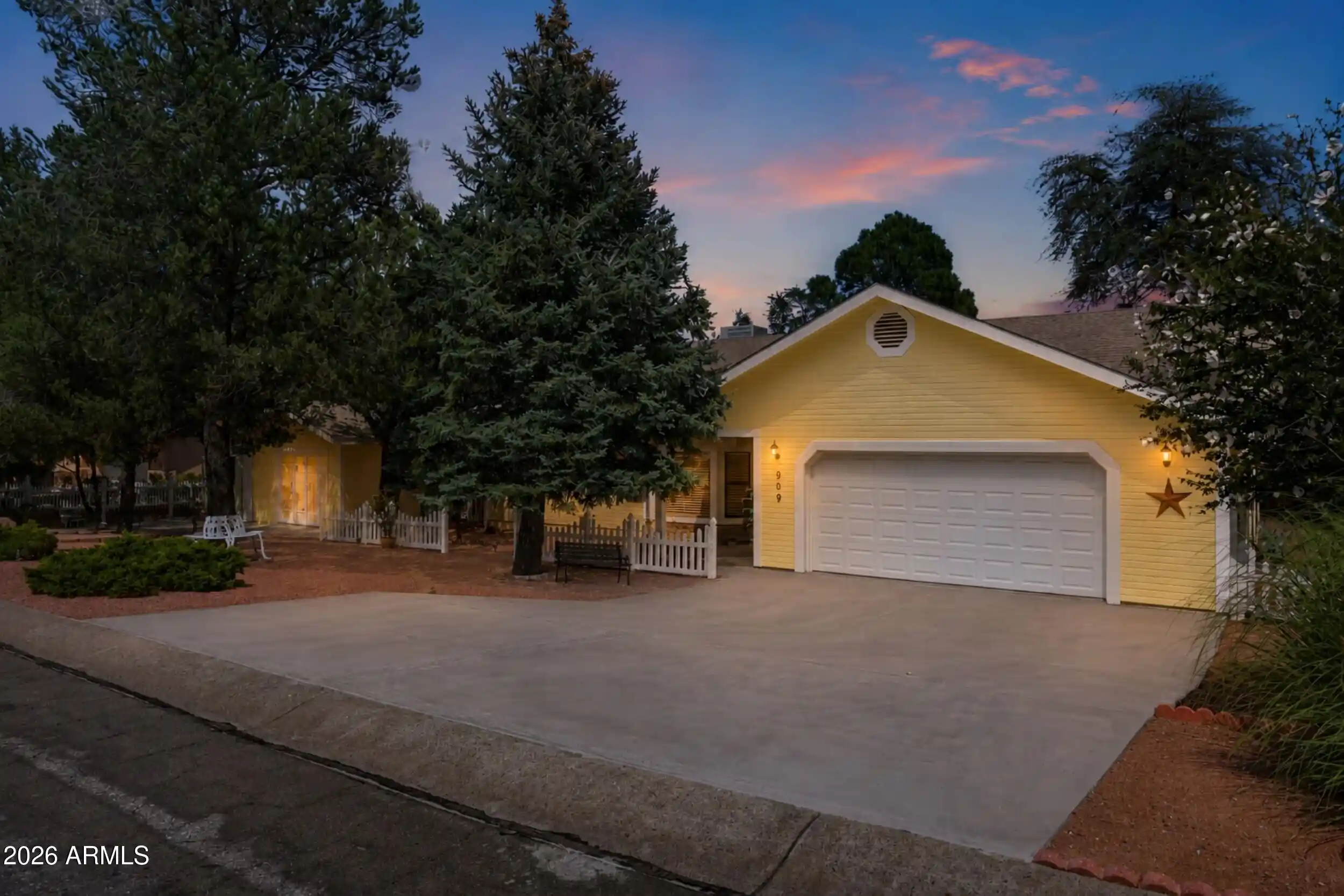 Photo 1 of Single family home for sale at 909 S Coronado Way, Payson, AZ 85541 | MLS# 7092645 | Listing updated on 2026-10-27