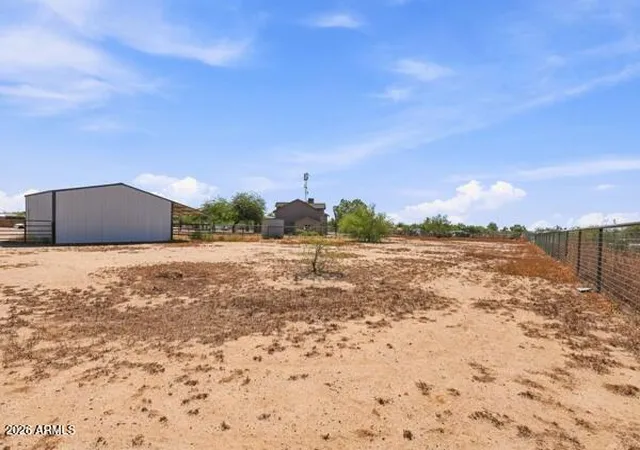 38th image of 27602 N Denver Hill Dr, Wittmann, AZ 85361 | MLS# 7062315