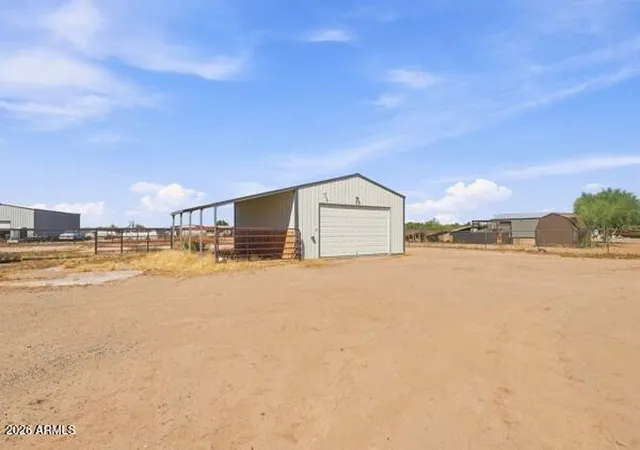 4th image of 27602 N Denver Hill Dr, Wittmann, AZ 85361 | MLS# 7062315