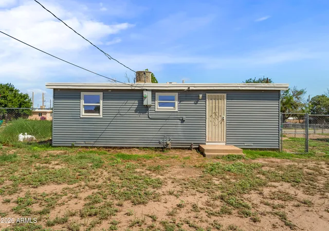 Photo 3 of Single family home for sale at 106 E Apache St, Huachuca City, AZ 85616 | MLS# 7064137 | Listing updated on 2026-10-15