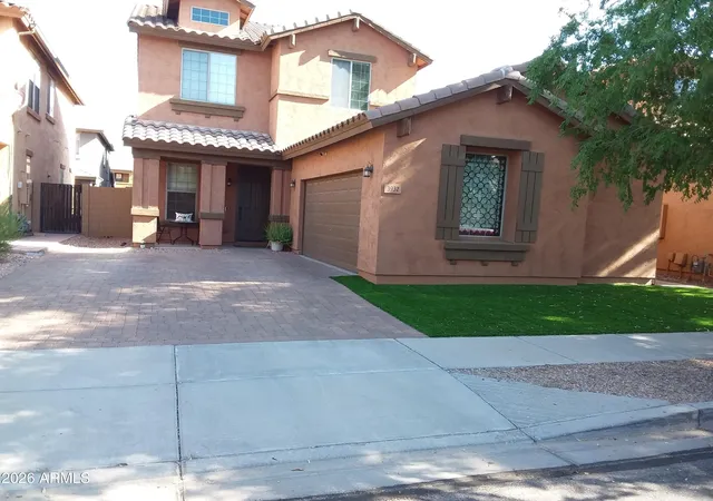 Photo 2 of Sale Pending at 3932 E Morelos St, Gilbert, AZ 85295 | MLS# 7065873 | Listing updated on 2026-09-16