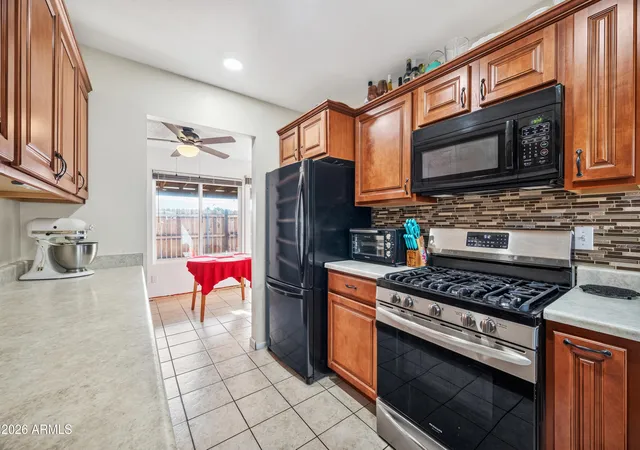 Photo 3 of Townhouse for sale at 4308 Plz Vista #A, Sierra Vista, AZ 85635 | MLS# 7063147 | Listing updated on 2026-09-02