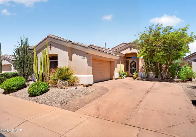 2nd image of 5016 E Robin Ln, Phoenix, AZ 85054 | MLS# 7070300