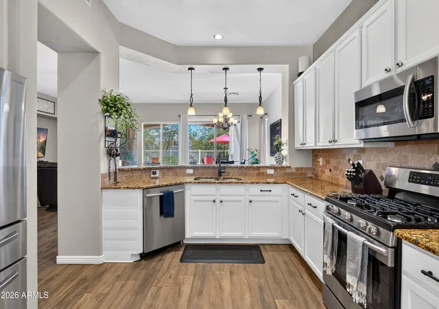 4th image of 5016 E Robin Ln, Phoenix, AZ 85054 | MLS# 7070300