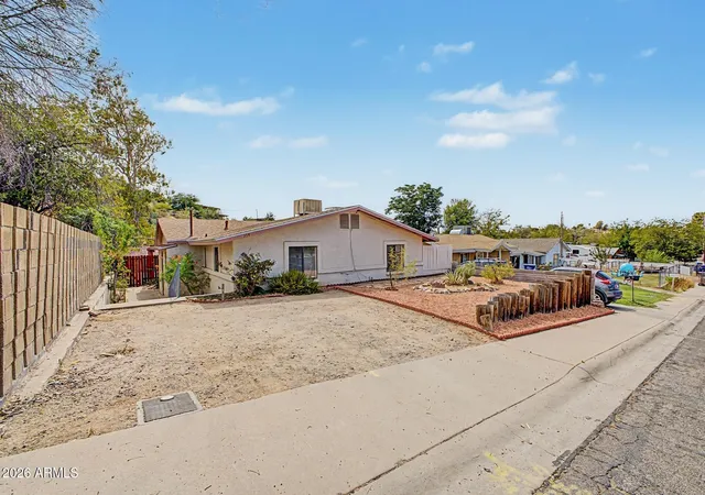 Photo 2 of Single family home for sale at 354 N Jackson St, Wickenburg, AZ 85390 | MLS# 7063726 | Listing updated on 2026-08-27