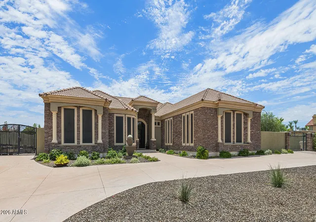 Photo 1 of Single family home for sale at 7639 W Libby St, Glendale, AZ 85308 | MLS# 7062419 | Listing updated on 2026-09-13