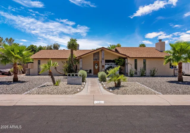 1st image of 611 E Canterbury Ln, Phoenix, AZ 85022 | MLS# 7064194