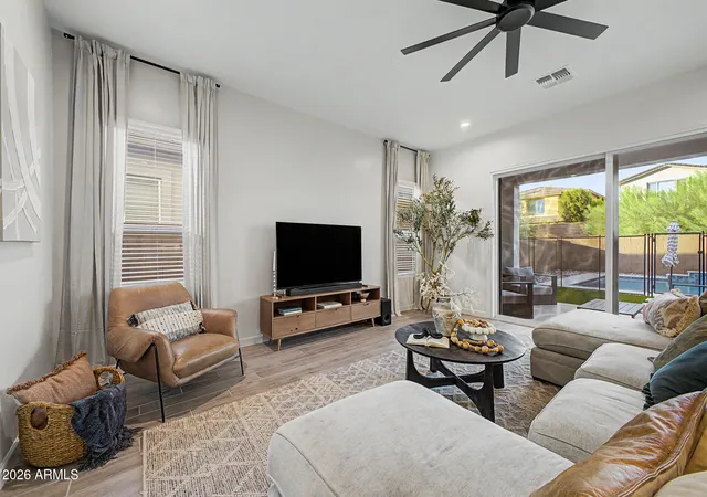 Photo 4 of Single family home for sale at 5956 E Sinclair St, Phoenix, AZ 85054 | MLS# 7062681 | Listing updated on 2026-09-17