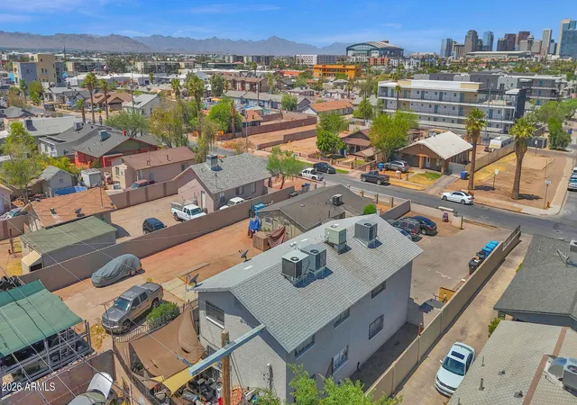 Photo 4 of Townhouse at 377 N 15th Street, Phoenix, AZ 85006 | MLS# 7062340 | | Sold on 2026-09-18