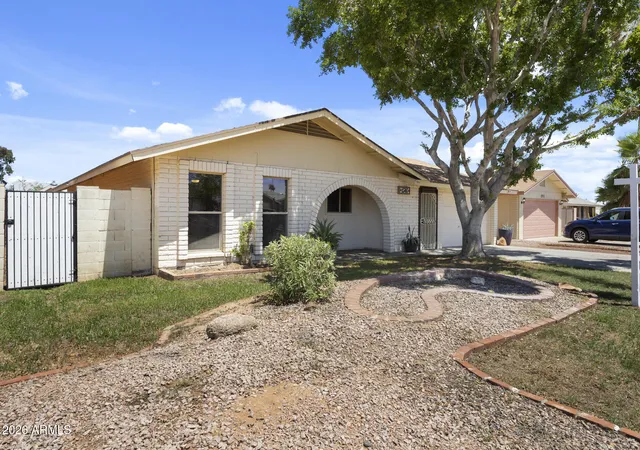5th image of 1546 E Flower Cir, Mesa, AZ 85204 | MLS# 7068065