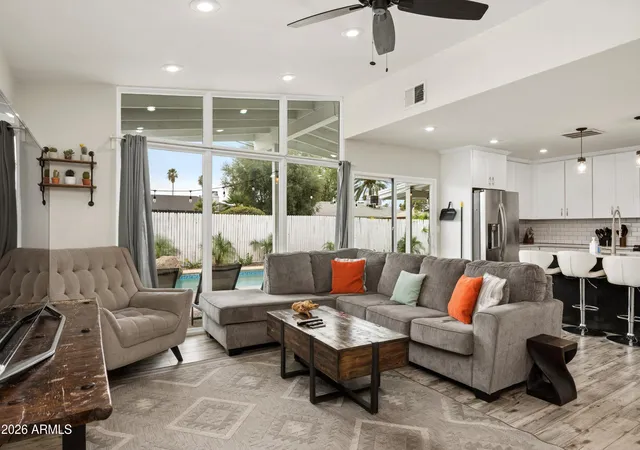 Photo 3 of Single family home for sale at 6917 E Earll Dr, Scottsdale, AZ 85251 | MLS# 7062361 | Listing updated on 2026-08-11
