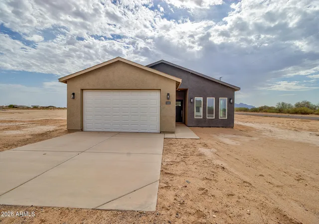 Photo 2 of Single family home for sale at 3505 N Algodon Dr, Eloy, AZ 85131 | MLS# 7062349 | Listing updated on 2026-09-09