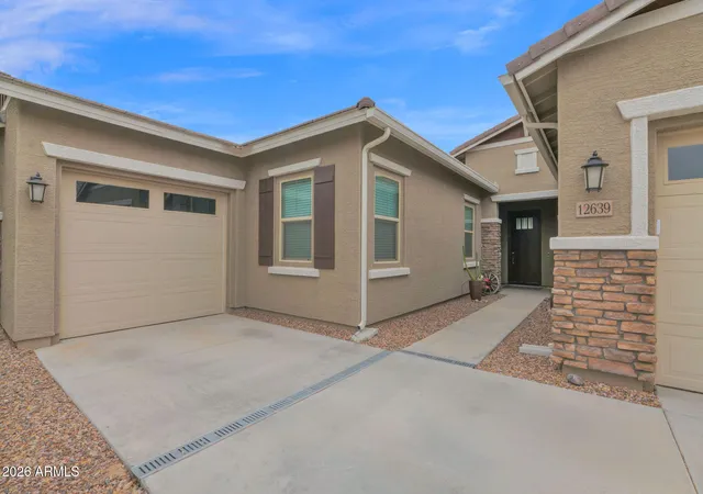 Photo 3 of Single family home for sale at 12639 W Oyer Ln, Peoria, AZ 85383 | MLS# 7063647 | Listing updated on 2026-10-01