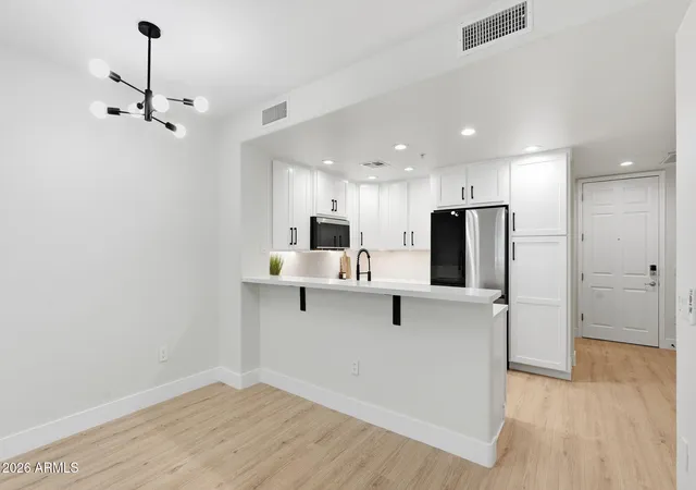 1st image of 5450 E Deer Valley Dr #1200, Phoenix, AZ 85054 | MLS# 7062559