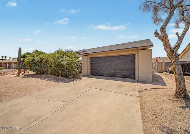Photo 2 of Single family home for sale at 701 W Los Lagos Vista Ave, Mesa, AZ 85210 | MLS# 7065379 | Listing updated on 2026-10-14