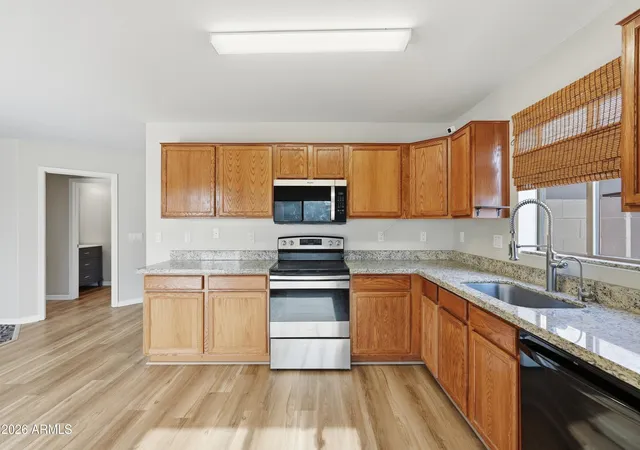 Photo 3 of Sale Pending at 18960 N Toledo Ave, Maricopa, AZ 85138 | MLS# 7062541 | Listing updated on 2026-09-14