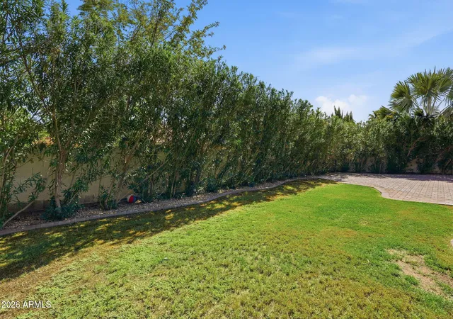 36th image of 933 E Leeward Ln, Tempe, AZ 85283 | MLS# 7063138