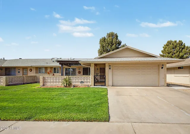 2nd image of 10732 W Caron Dr, Sun City, AZ 85351 | MLS# 7063830