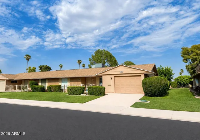 Photo 3 of Townhouse for sale at 10542 W Tropicana Cir, Sun City, AZ 85351 | MLS# 7062720 | Listing updated on 2026-10-07