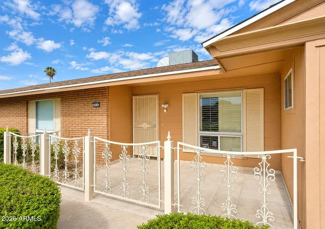 Photo 3 of Townhouse for sale at 10542 W Tropicana Cir, Sun City, AZ 85351 | MLS# 7062720 | Listing updated on 2026-10-11