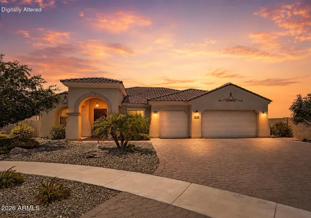 3rd image of 8428 S 16Th Dr, Phoenix, AZ 85041 | MLS# 7064044