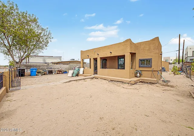 Photo 2 of Single family home for sale at 3617 S 17th Street, Phoenix, AZ 85040 | MLS# 7062651 | Listing updated on 2026-09-02