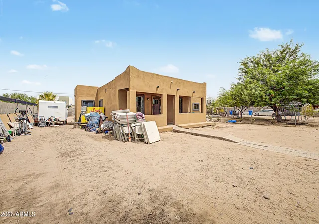 Photo 3 of Single family home for sale at 3617 S 17th Street, Phoenix, AZ 85040 | MLS# 7062651 | Listing updated on 2026-09-02