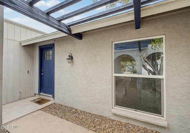 3rd image of 4023 W Griswold Rd, Phoenix, AZ 85051 | MLS# 7063472