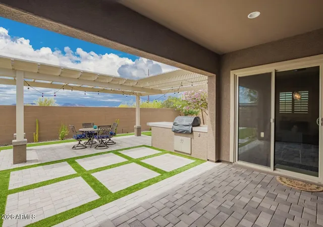 Photo 2 of Sale Pending at 44036 N Hudson Trl, New River, AZ 85087 | MLS# 7062629 | Listing updated on 2026-08-11