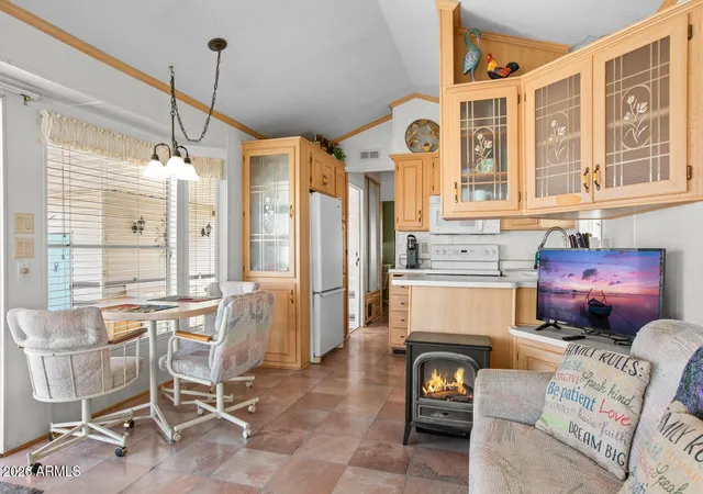 Photo 3 of Manufactured home for sale at 17200 W Bell Rd #812, Surprise, AZ 85374 | MLS# 7063247 | Listing updated on 2026-08-18