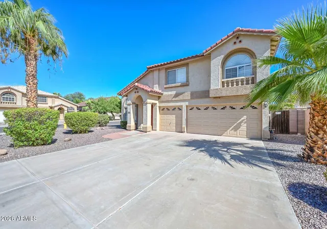 2nd image of 15872 W Calavar Rd, Surprise, AZ 85379 | MLS# 7068578