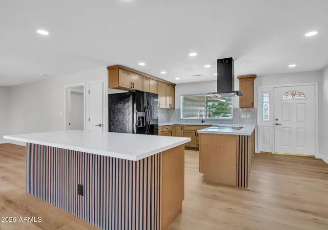 2nd image of 4915 W Shangri La Rd, Glendale, AZ 85304 | MLS# 7062716