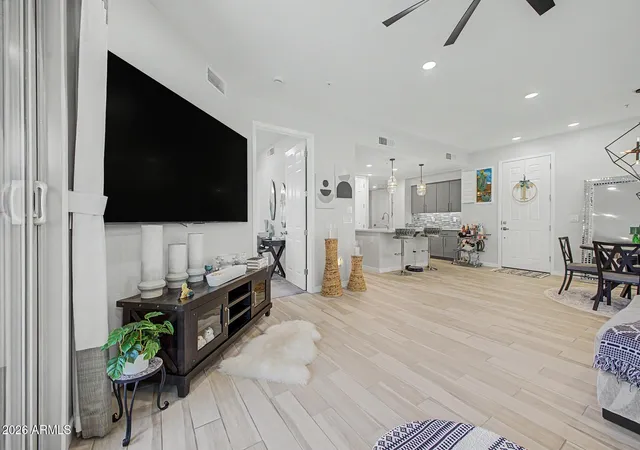 Photo 4 of House for sale at 250 W Queen Crk Rd #145, Chandler, AZ 85248 | MLS# 7066393 | Listing updated on 2026-09-03