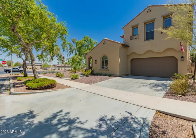 Photo 3 of Single family home for sale at 20697 W Delaney Dr, Buckeye, AZ 85396 | MLS# 7063308 | Listing updated on 2026-09-15