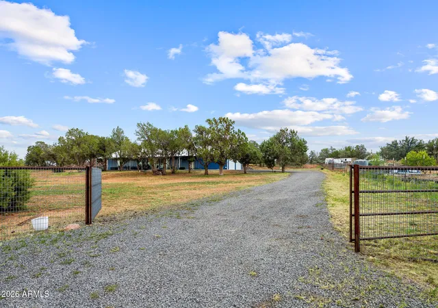 3rd image of 6733 Perkins Ln, Show Low, AZ 85901 | MLS# 7063014