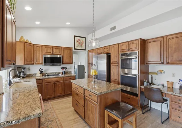Photo 3 of Single family home for sale at 8811 W Kimberly Way, Peoria, AZ 85382 | MLS# 7062911 | Listing updated on 2026-09-17
